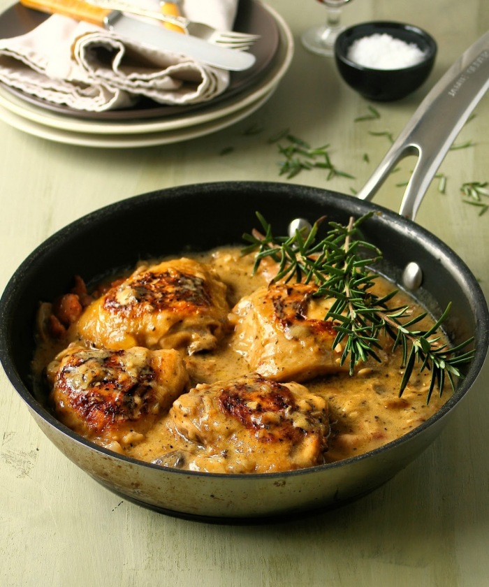 Chicken thighs in a creamy sauce with lemon and rosemary. 